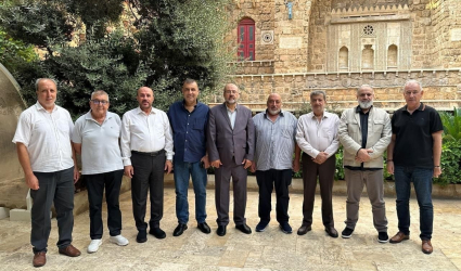 تيار الإصلاح الديمقراطي وحركة حماس يبحثان في بيروت توحيد الموقف الفلسطيني