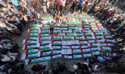 الدفاع المدني ينتشل 100 جثمان في غزة معظمهم أطفال ونساء