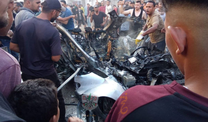 شهيدان في غارة إسرائيلية استهدفت سيارة مدنية وسط مدينة غزة عصر اليوم