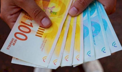 أبو الرب يوضح أسباب تأخر صرف رواتب الموظفين
