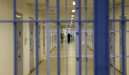 هيئة الأسرى: ظروف احتجاز قاسية بحق أسرى غزة كشفتها شهادات من سجن النقب