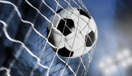 أتلتيكو مدريد يصعق "الشياطين الحمر" بثنائية في دوري الأبطال
