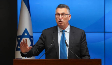 واللا: مؤسسة هند رجب إلى تتقدم بشكوى جنائية ضد وزير الخارجية "غيدعون ساعر".