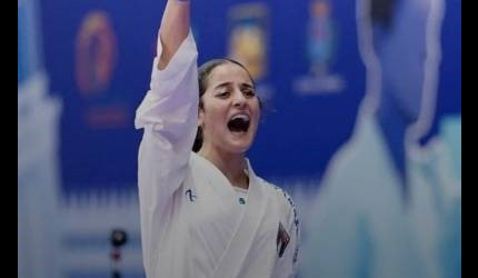 اللاعبة الفلسطينية مريم بشارات إلى نهائي بطولة العالم للكاراتيه