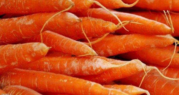 لعصير الجزر فوائد عدة على صحة القلب والعينين.