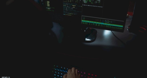 تعبيرية عن هكر الانترنت