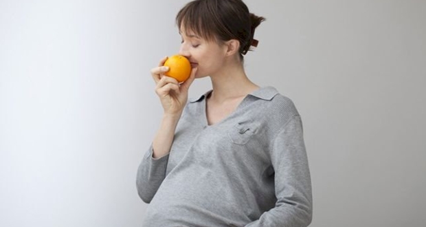 يفضل استهلاك البرتقال الطبيعي