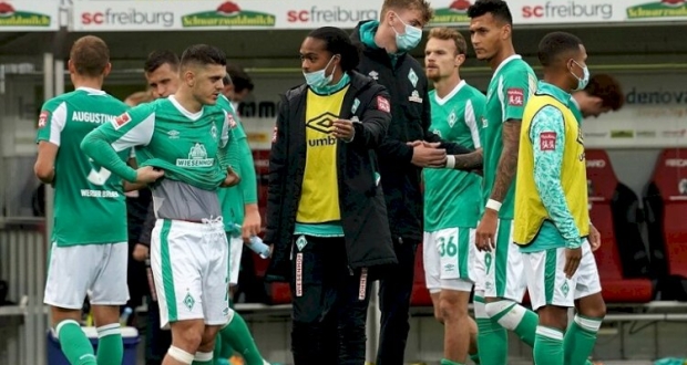 لاعبو فيردر بريمن الألماني