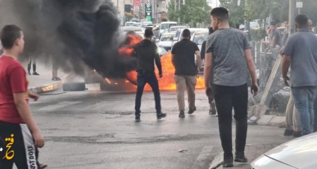 مخيم الأمعري: تظاهرات لكوادر فتح ضد الأجهزة الأمنية ورفضاَ للاعتقال السياسي