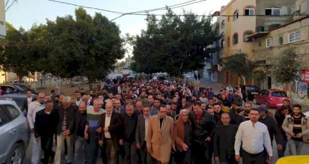 مشاركة قيادة وكوادر وأعضاء محافظة الشمال بواجب العزاء للاخ محمود العبسي